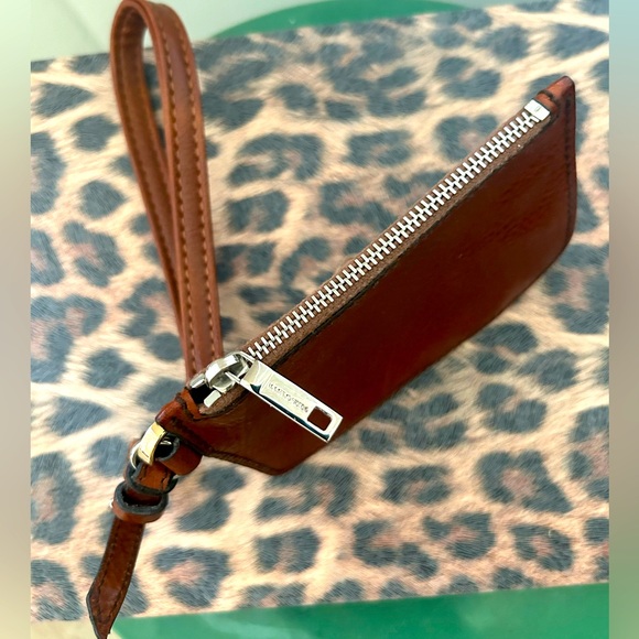 Dolce & Gabbana Handbags - DOLCE and GABBANA LEATHER ZIPPER POUCH